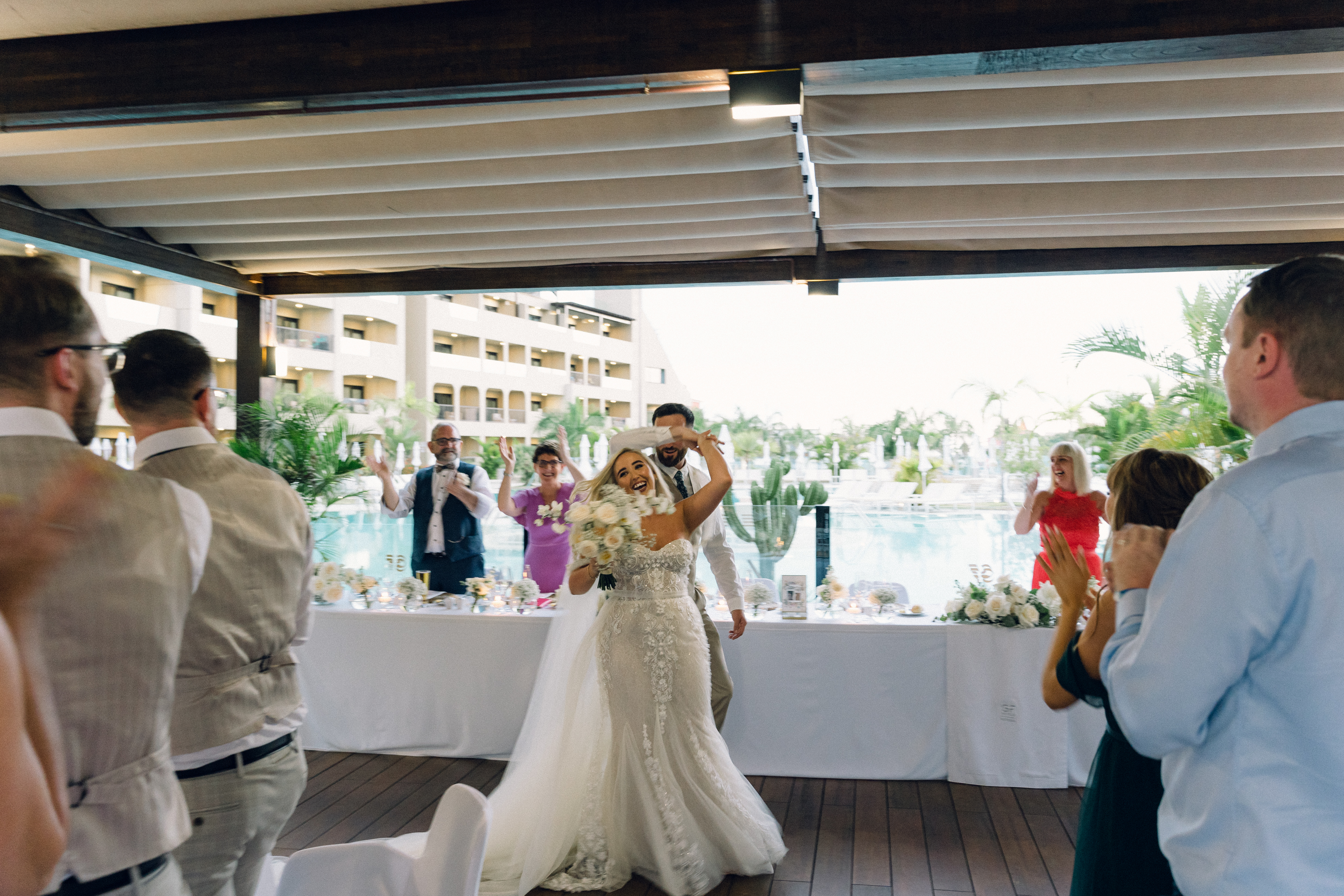 Book your wedding day in GF VICTORIA